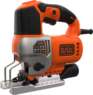 BLACK+DECKER BES610K přímočará pila + kufr