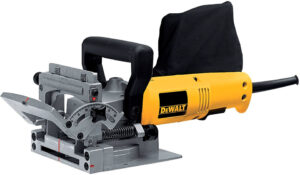 DeWALT DW682K lamelovací frézka